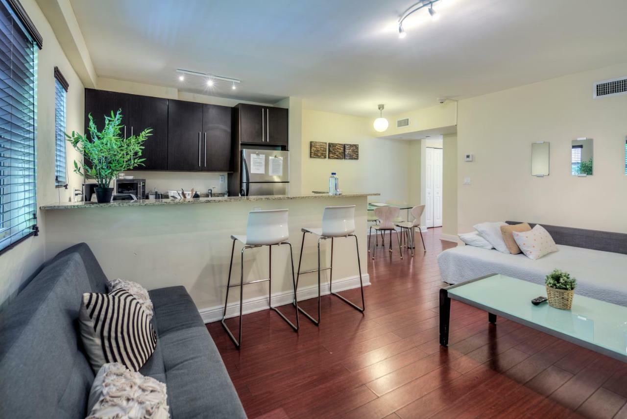 マイアミビーチ 751 Meridian Houseアパートホテル エクステリア 写真